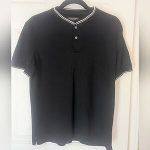 Banana Republic Black Henley Button Tee Shirt White Contrast Trim Small Luxury